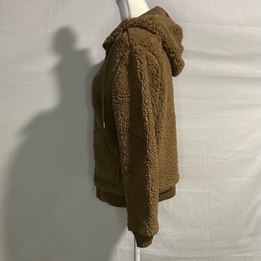 Brown jacket - Picture 2 of 6